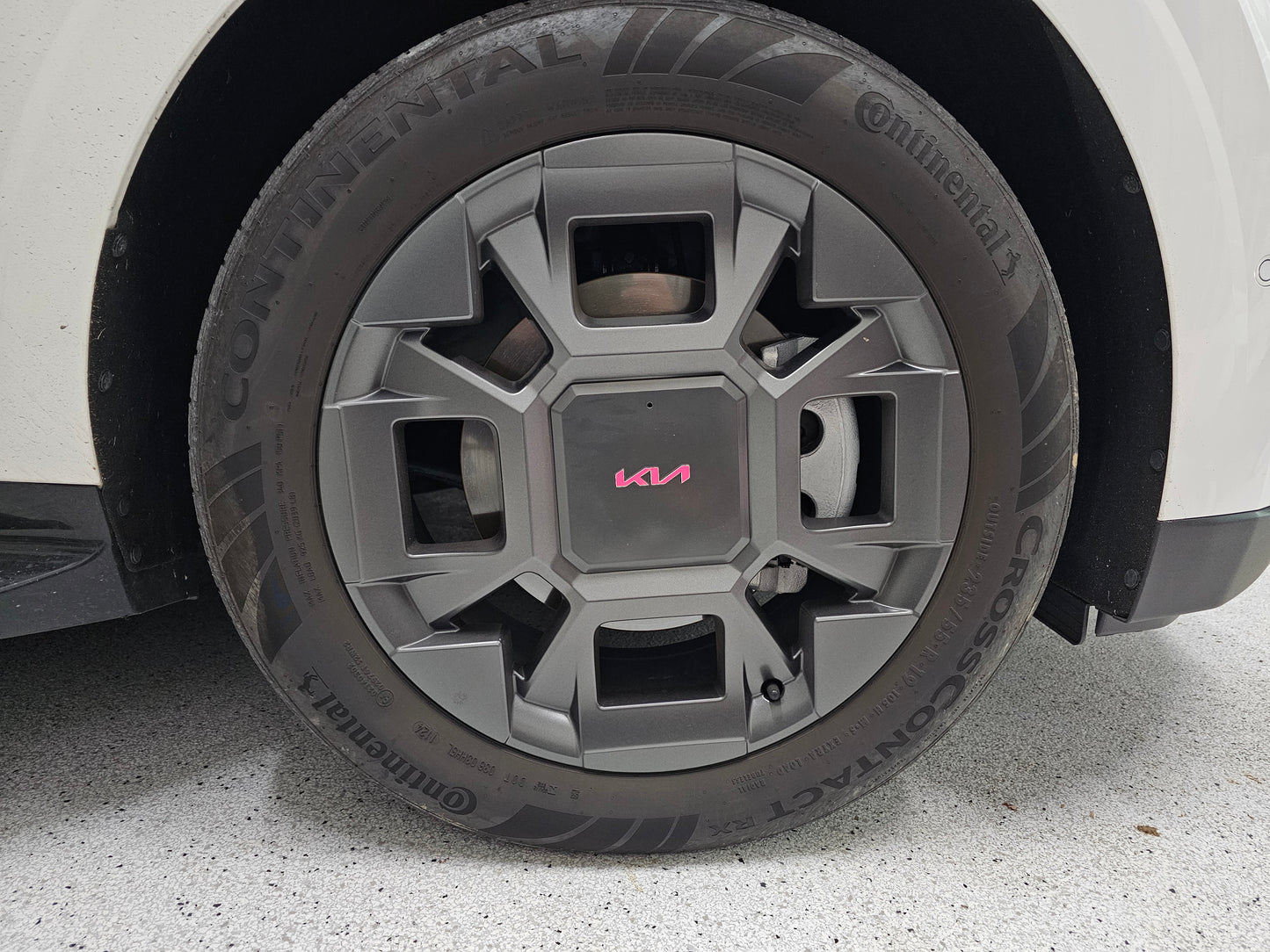Rim Logo Overlay Decal Set | Fits Kia Carnival MY25-26 Wheel Centre Cap