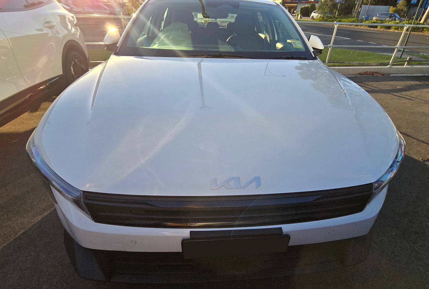 Kia K4 MY24–26 (Sedan & Hatch) Front Chrome Delete Set