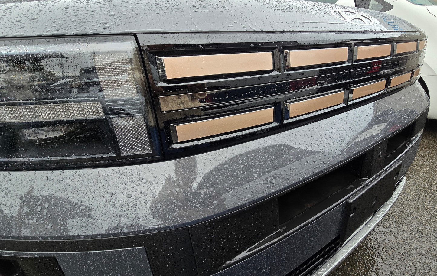 Grille Overlay Set | Fits Hyundai Santa Fe MY25-26 (SE/SEL/XRT/Limited/Elite)
